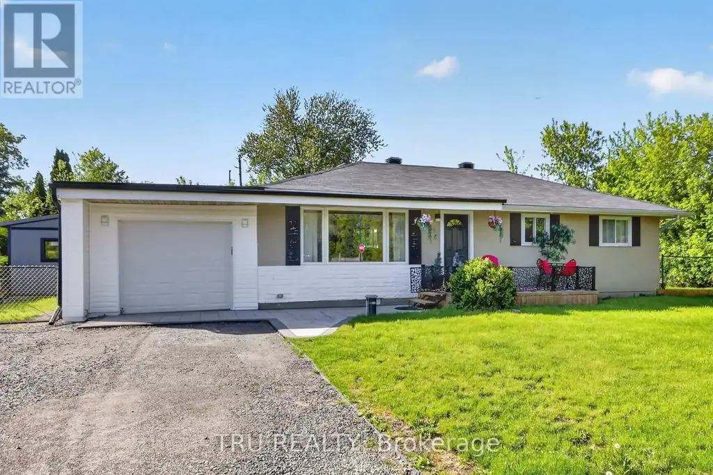19 Todd Drive, Ottawa